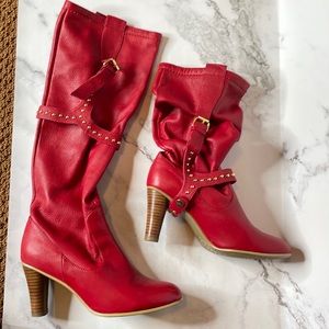 Heeled boots